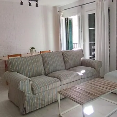 Appartamento Gran Apartamento En El Centro Historico Con Parking Gratuito 4 Por Keywise