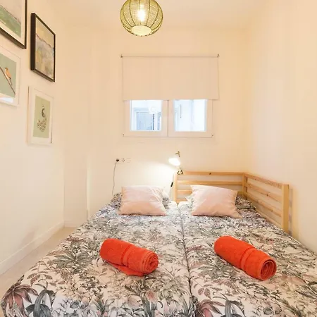 Gran Apartamento En El Centro Historico Con Parking Gratuito 4 Por Keywise *